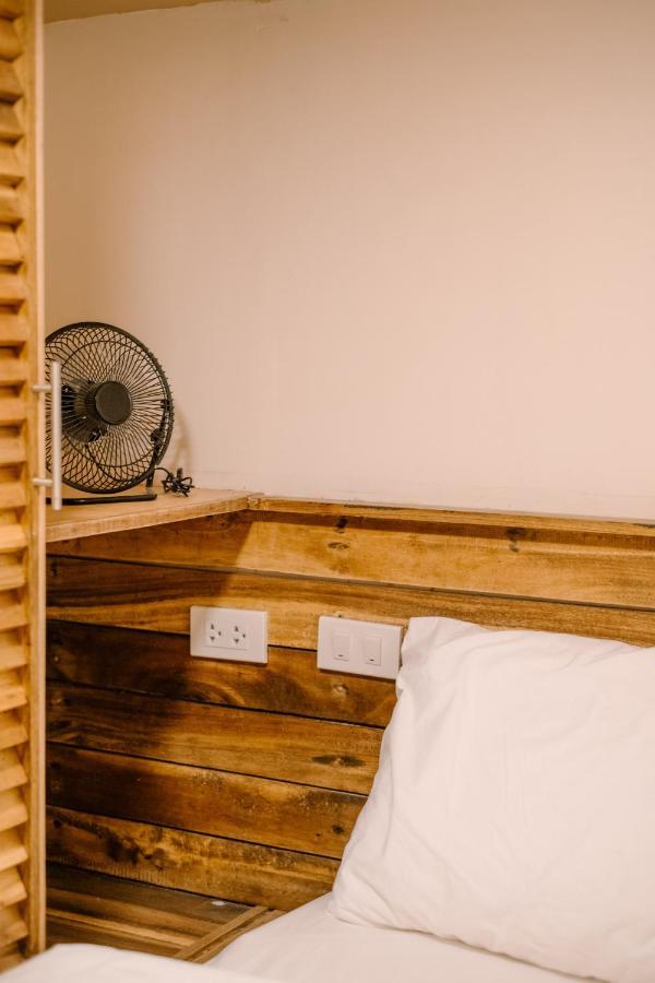 Happiness Hostel Siargao ゼネラル・ルナ エクステリア 写真